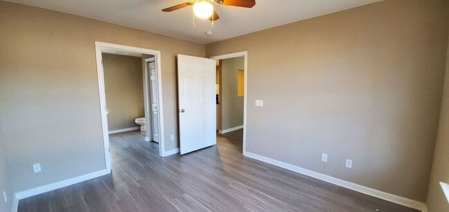 Building Photo - Carolina Commons Apartments