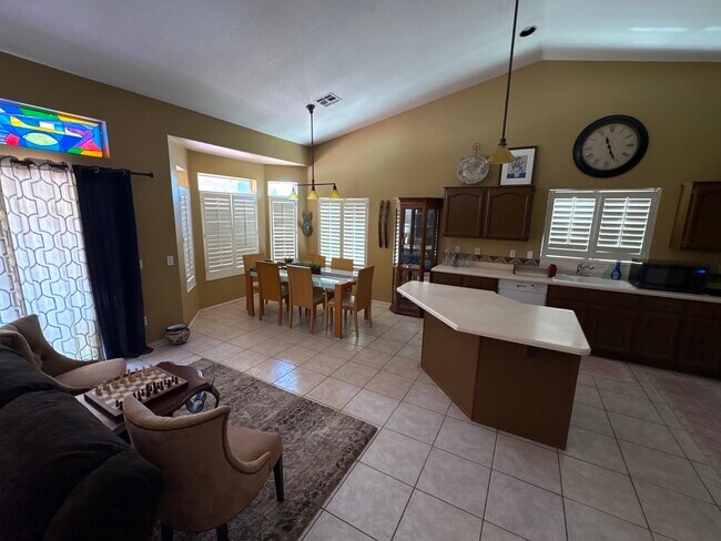 Foto del edificio - 4015 N 150th Ln