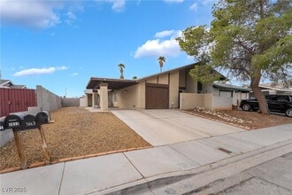 Building Photo - 7019 Grassy Knoll St