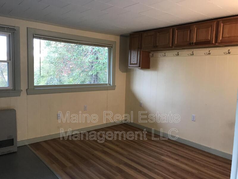 18 Main Rd Unit 15, Holden, ME 04429 Condo for Rent in Holden, ME