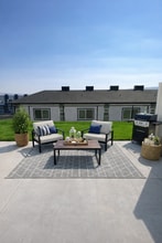 Building Photo - 200 Canyon Pkwy