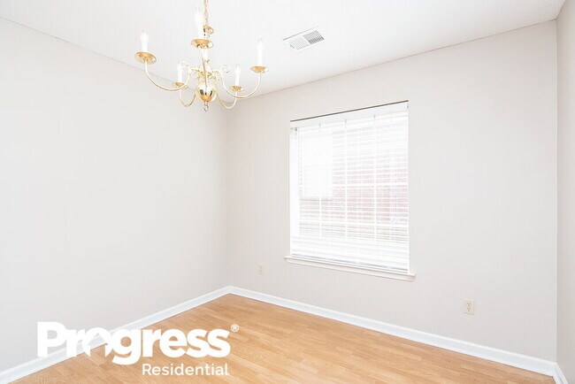 Building Photo - 7117 Puddin Ln