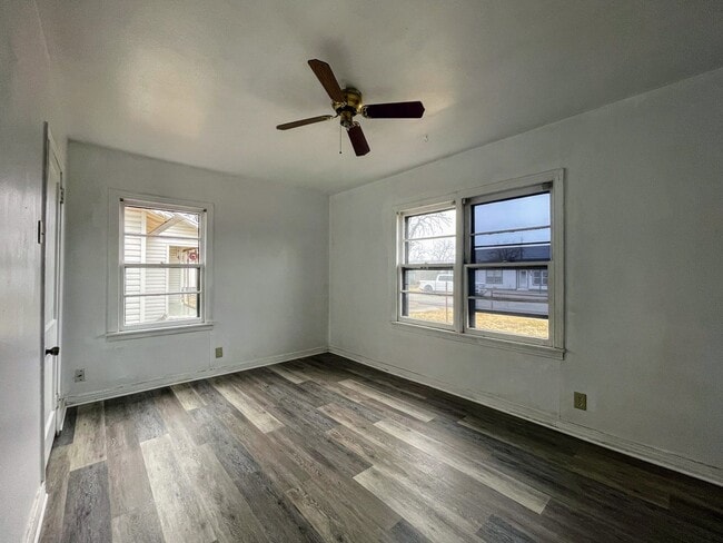 Building Photo - Snyder’s Cozy Corner – Modern Comfort, Classic Charm