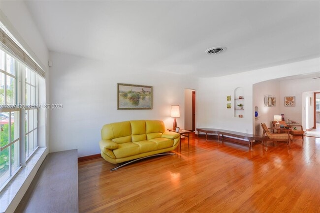 Foto del edificio - 3031 SW 2nd Ave
