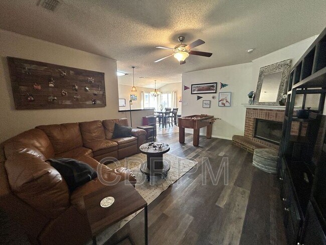 Foto del edificio - 6621 91st St