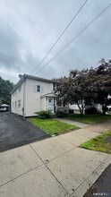 Building Photo - 156 Putnam Ave