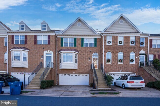 Building Photo - 21367 Sawyer Square