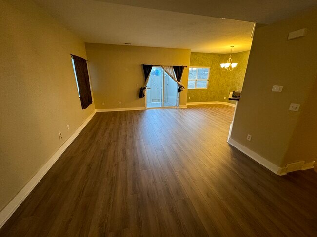 Foto del edificio - 12768 Stormy Meadow Dr