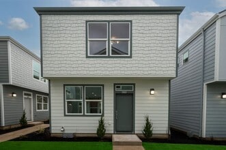 Building Photo - 2802 Crater Ln
