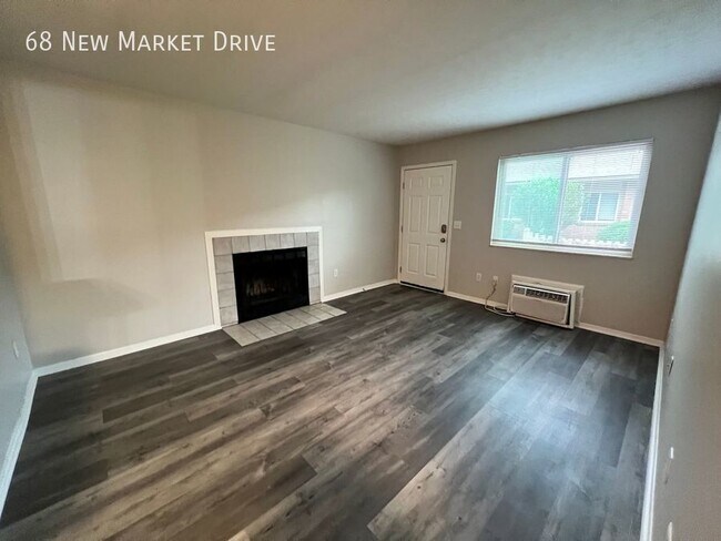 Foto del edificio - 68 New Market Dr