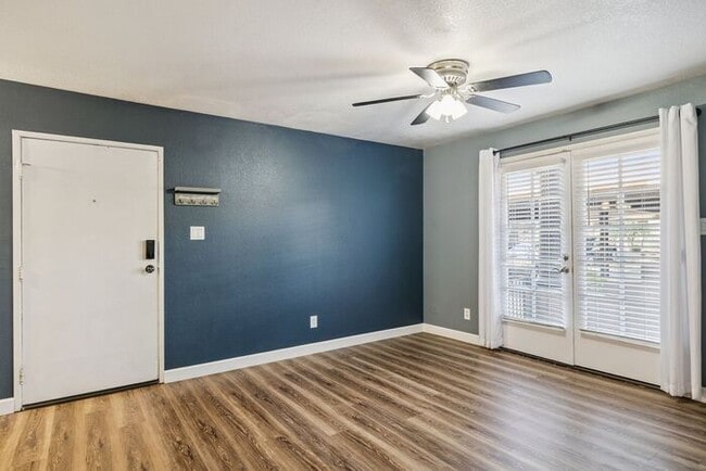 Foto del edificio - 5995 N 78th St