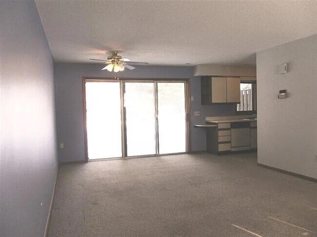 Building Photo - 2416 Textile Rd