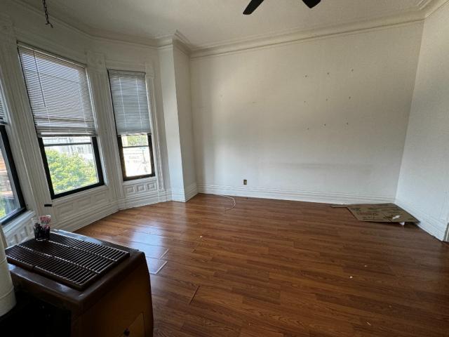 Building Photo - 3 bedroom in Chicago IL 60642