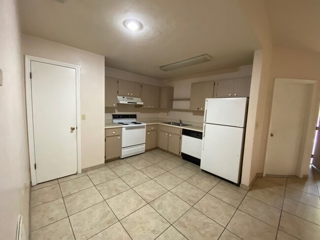 Foto del edificio - 386 Acorn Ln
