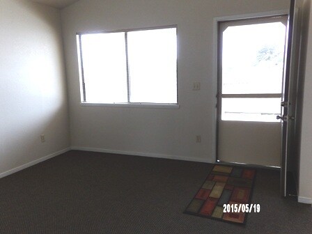 Building Photo - 16920 El Rancho Way