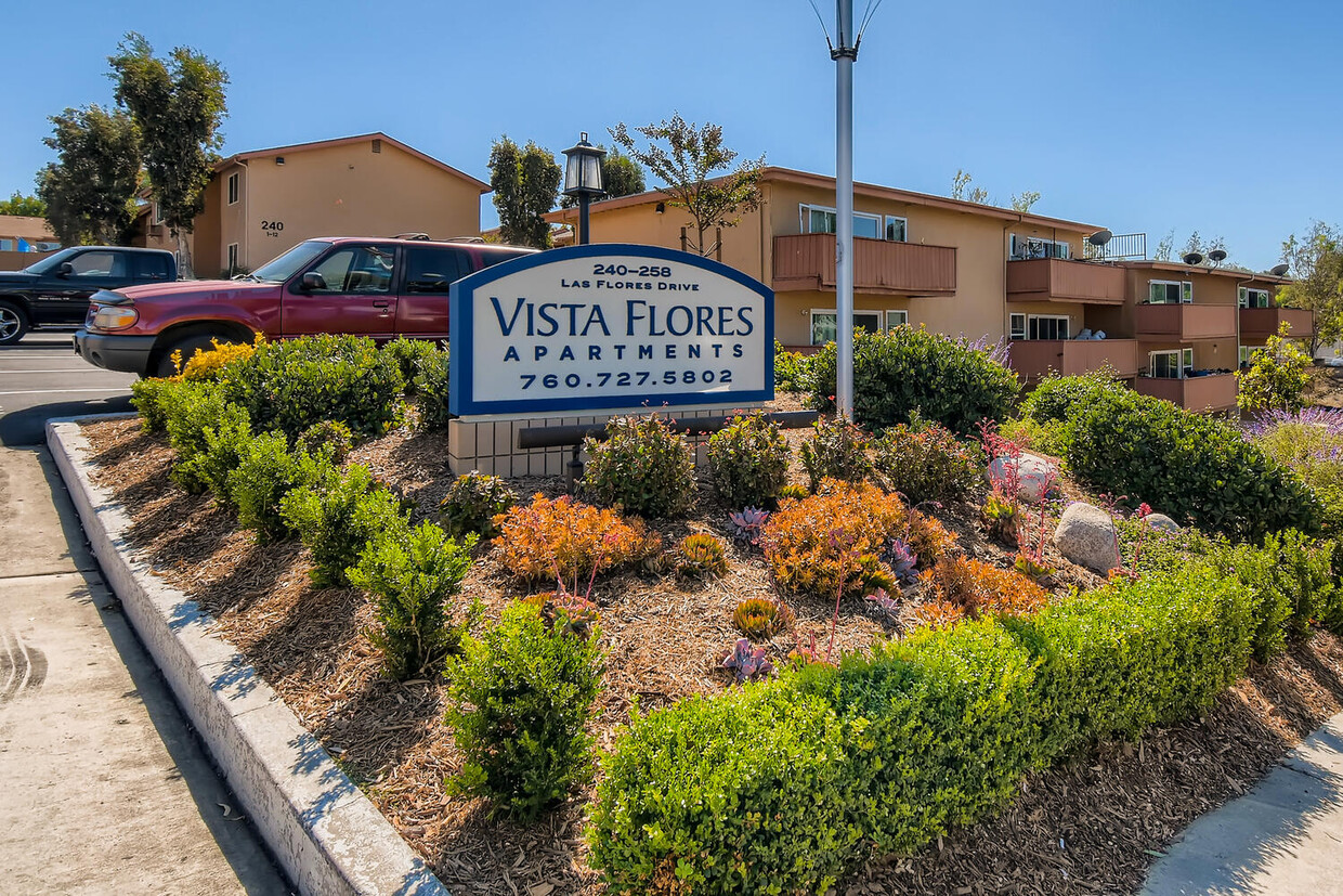 Primary Photo - Vista Flores Apartments