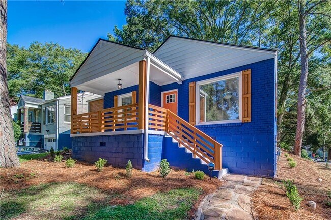 Building Photo - 1565 Ocala Ave SW
