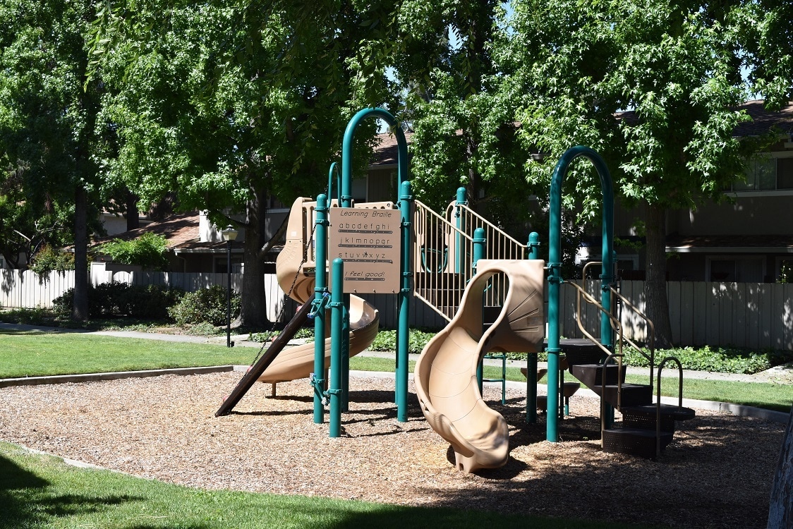 Playground 2 - 497 Daisydell Court