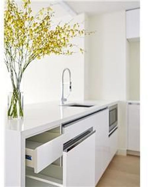 Foto principal - 311 W 53rd St