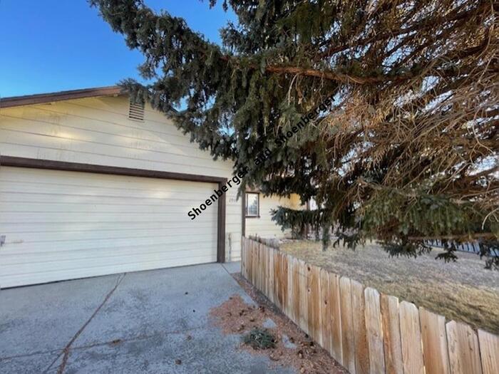 Primary Photo - 2910 Keystone Ave.