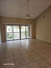 Building Photo - 861 Mecca Dr