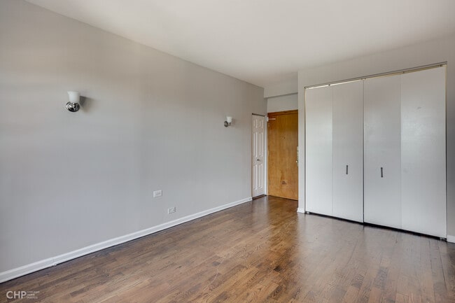 Building Photo - Sheridan Apartments