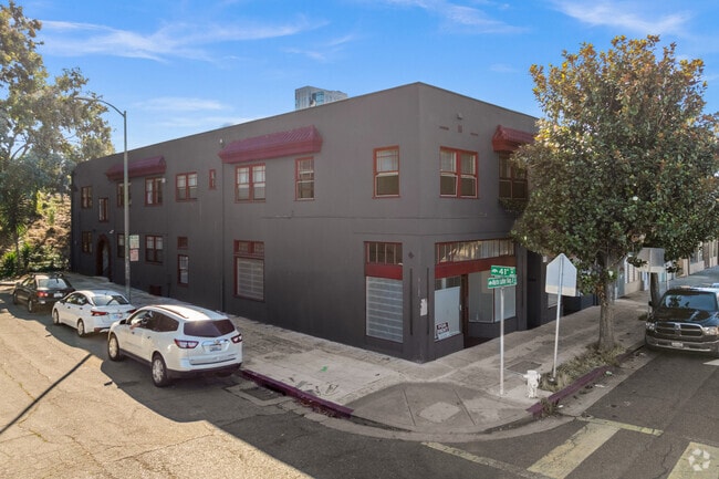 Building Photo - 4030-4038 Martin Luther King Jr Way
