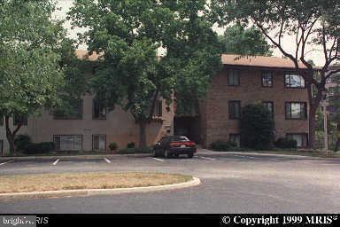 Building Photo - 10087 Windstream Dr