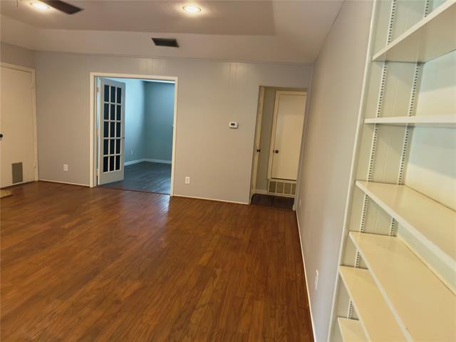 Building Photo - 2302 Flat Creek Dr