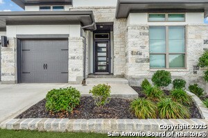 Building Photo - 361 Bridle Trl