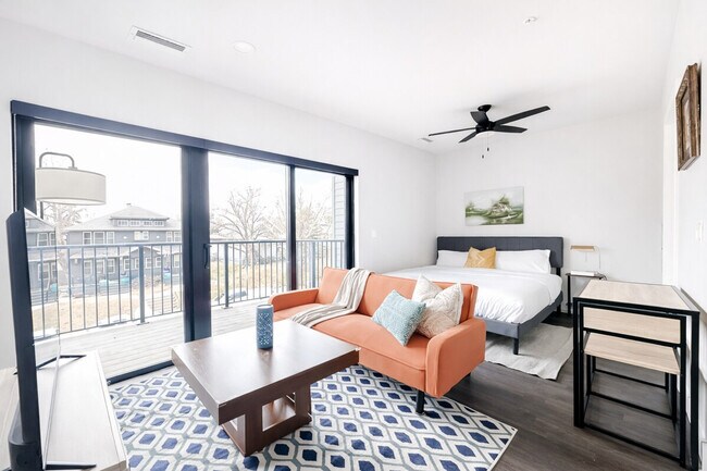 Foto del edificio - 4629 Capitol Ave