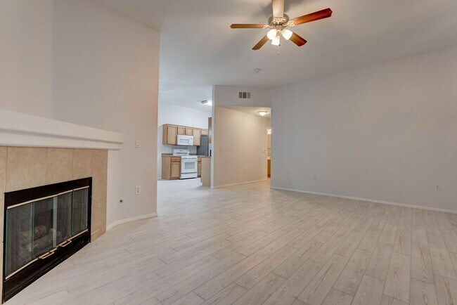 Foto del edificio - 700 Carnegie St