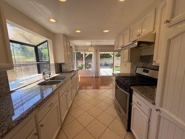 Foto del edificio - Welcome to your dream home in beautiful Th...