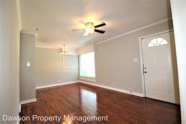 Building Photo - 2 br, 1 bath House - 5522 Radford Ave