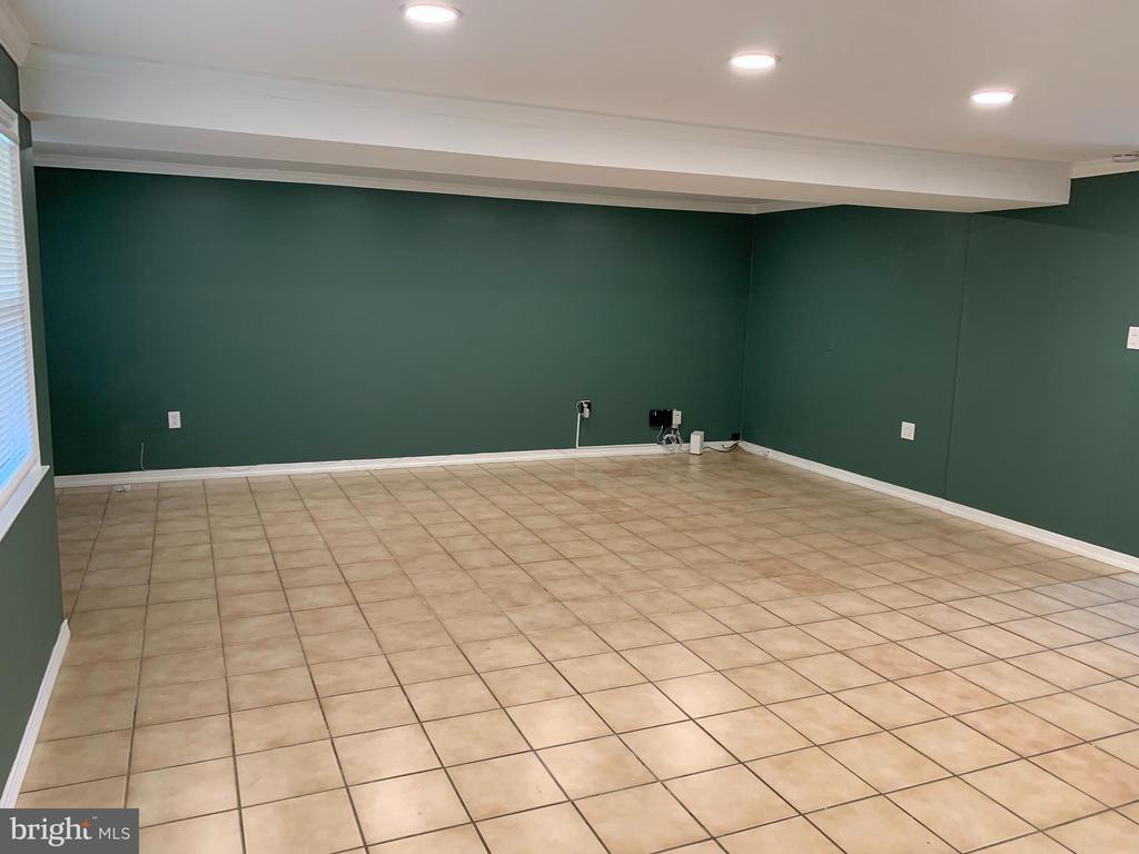Foto principal - 945 Alexandria Dr