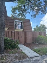 Building Photo - 5245 Cedarbend Dr