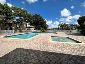 Building Photo - 1941 NW 96th Terrace