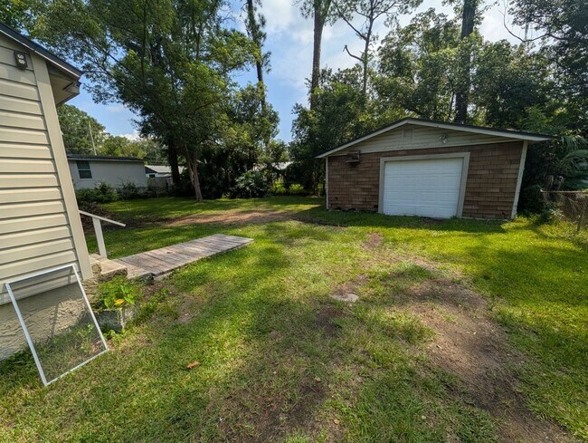 Foto del edificio - Affordable & Cozy Living at $1,099