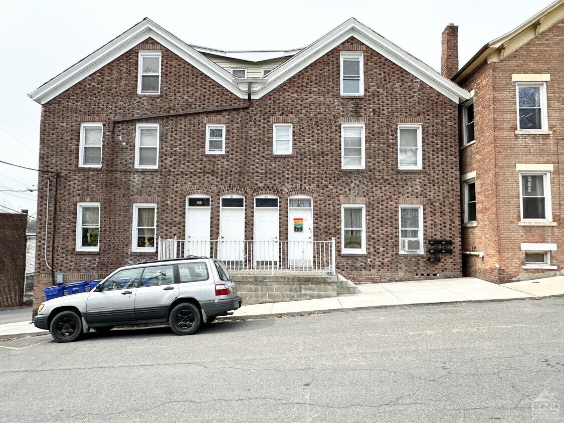 Primary Photo - 51 North St