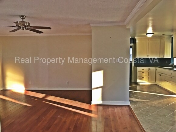 Building Photo - 15300 Overstreet Ln