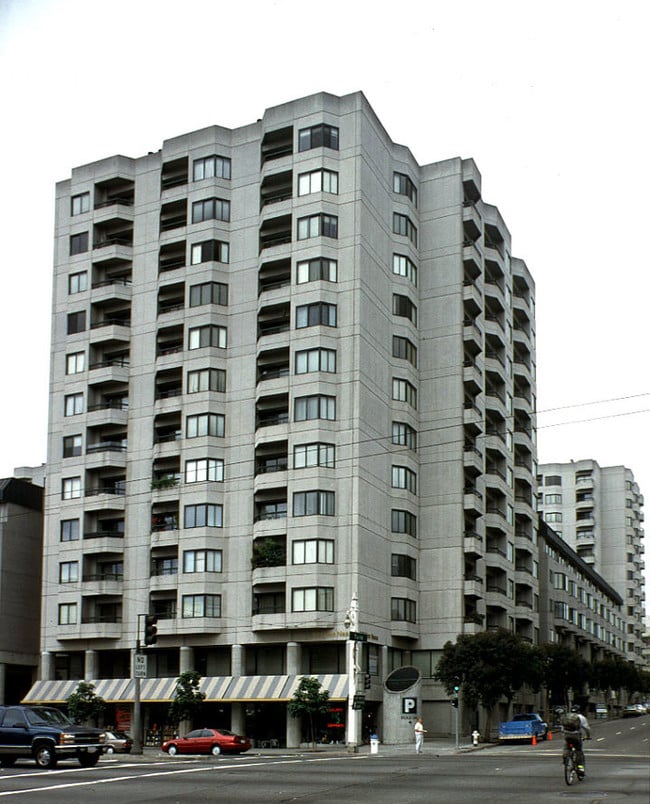 Foto del edificio - Opera Plaza