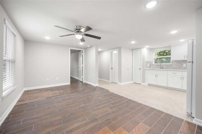 Foto del edificio - 2816 Woodard St