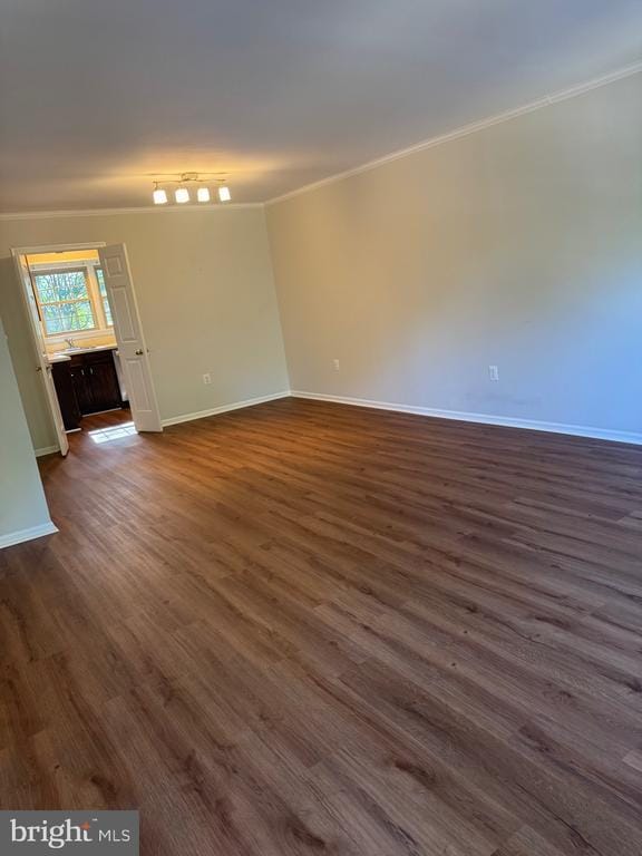 Building Photo - 2872 Sutton Oaks Ln