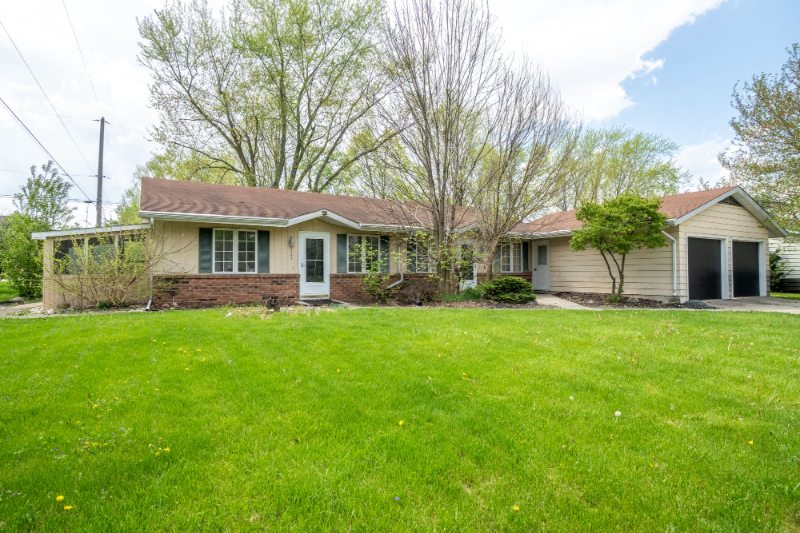 Foto principal - 3303 Hobson Rd
