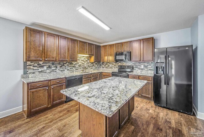 Building Photo - 6052 Whisper Creek Boulevard