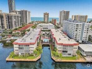 Building Photo - 2097 S Ocean Dr