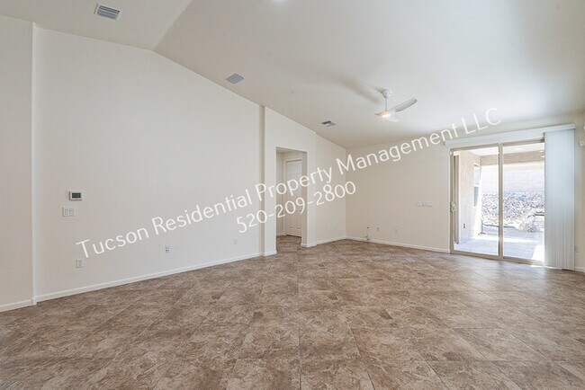 Foto del edificio - 11464 E Dry Wind Dr