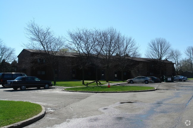 Building Photo - Eisner Court
