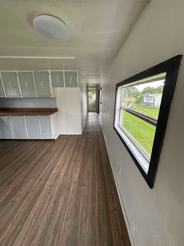Foto del edificio - 60 Carter Gregory Rd