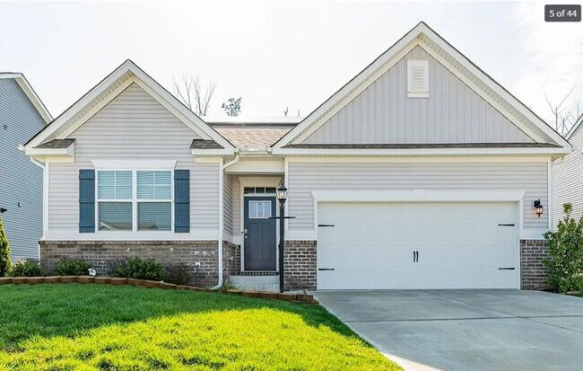 Foto del edificio - 7500 Sedge Dr